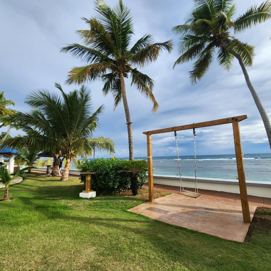 Beachfront, Juandolio 후안돌리오 외부 사진